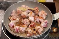 Фото приготовления рецепта: Жаркое из свинины с картошкой и капустой - шаг №3