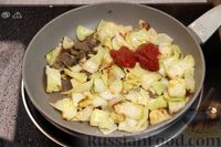 Фото приготовления рецепта: Жаркое из свинины с картошкой и капустой - шаг №12