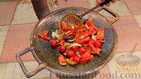 Фото приготовления рецепта: Жареная баранина на сибирском садже с овощами на гарнир - шаг №8