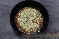 Фото приготовления рецепта: Пицца из лаваша (на сковороде) - шаг №10