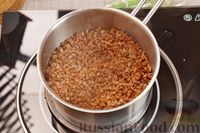 Фото приготовления рецепта: Гречка с тыквой в сливочном соусе - шаг №3
