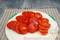 Фото приготовления рецепта: Сырный киш с помидорами и кукурузой - шаг №6