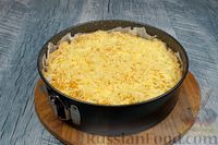 Фото приготовления рецепта: Сырный киш с помидорами и кукурузой - шаг №14