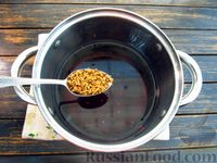 Фото приготовления рецепта: Маринованная свёкла с тмином и чесноком (на зиму) - шаг №17