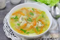 Фото к рецепту: Куриный суп с манкой, морковью по-корейски и пекинской капустой