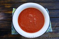 Фото приготовления рецепта: Мясные шарики с начинкой из фасоли и лука, в томатном соусе - шаг №6