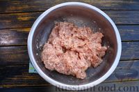 Фото приготовления рецепта: Мясные шарики с начинкой из фасоли и лука, в томатном соусе - шаг №11