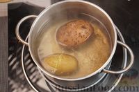 Фото приготовления рецепта: Картофельный салат с тыквой и чечевицей - шаг №2