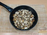 Фото приготовления рецепта: Гречка с грибами и тыквой - шаг №7