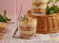 Фото к рецепту: Десерт с песочной крошкой и заварным кремом
