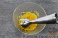 Фото приготовления рецепта: Овсяные оладьи с тыквой - шаг №4