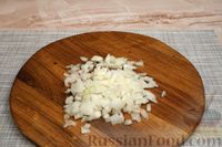 Фото приготовления рецепта: Рис с замороженными овощами (на сковороде) - шаг №2