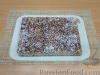 Фото приготовления рецепта: Вафельный торт с заварным кремом - шаг №17