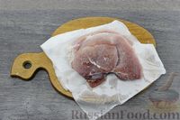 Фото приготовления рецепта: Свинина, запечённая с квашеной капустой - шаг №2