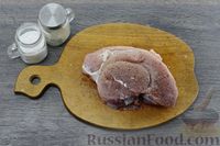 Фото приготовления рецепта: Свинина, запечённая с квашеной капустой - шаг №3