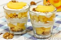 Фото к рецепту: Творожный десерт с консервированными персиками и грецкими орехами