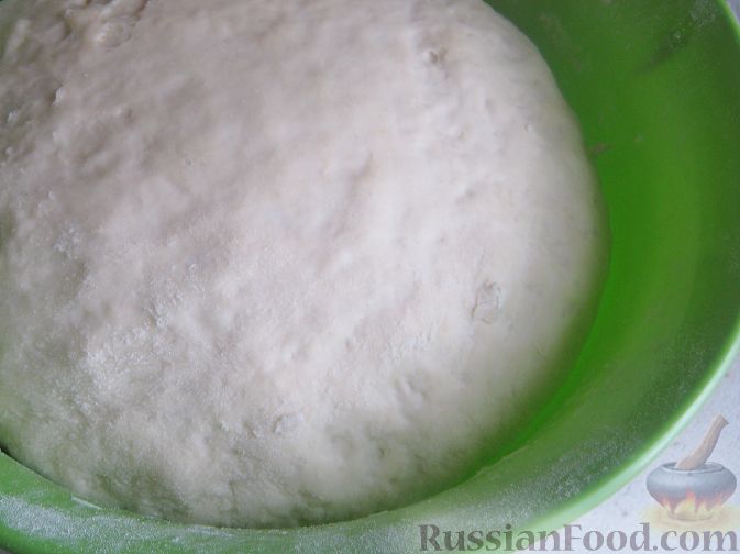 Рецепт Сдобное тесто на сметане (для пирожков и ватрушек)