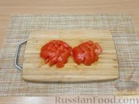 Фото приготовления рецепта: Салат с консервированной фасолью, перцем, морковью и помидором - шаг №4