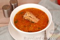 Фото приготовления рецепта: Томатный суп с копчёными рёбрышками и рисом - шаг №11