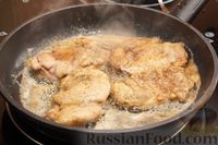 Фото приготовления рецепта: Куриные отбивные в сливочно-томатном соусе - шаг №5