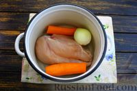 Фото приготовления рецепта: Куриный паштет с грибами - шаг №2