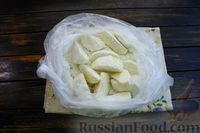 Фото приготовления рецепта: Жареные яблоки, со сливочным сыром - шаг №3