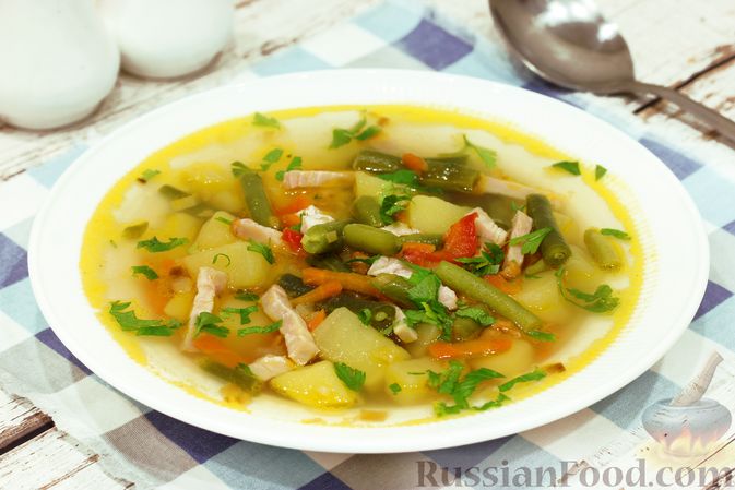 Куриный суп с кабачками и картошкой