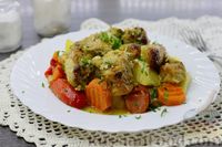 Фото к рецепту: Мясо, запечённое с овощами в пергаменте