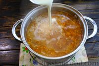 Фото приготовления рецепта: Острый куриный суп со сливками, кукурузой и фасолью - шаг №16