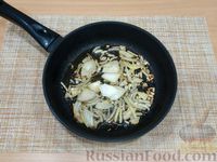 Фото приготовления рецепта: Курица, тушенная с картошкой и стручковой фасолью - шаг №7