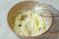 Фото приготовления рецепта: Песочные пирожные "Ёлочки" с масляным кремом - шаг №12