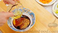 Фото приготовления рецепта: Куриное филе с морковью и яблоком в кисло-сладком соусе - шаг №5