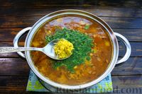 Фото приготовления рецепта: Томатный суп с тыквой, курицей и кукурузой - шаг №19