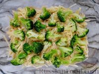 Фото приготовления рецепта: Картофельная запеканка с брокколи и ветчиной - шаг №3