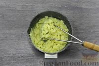 Фото приготовления рецепта: Картофельные палочки с брокколи (на сковороде) - шаг №6