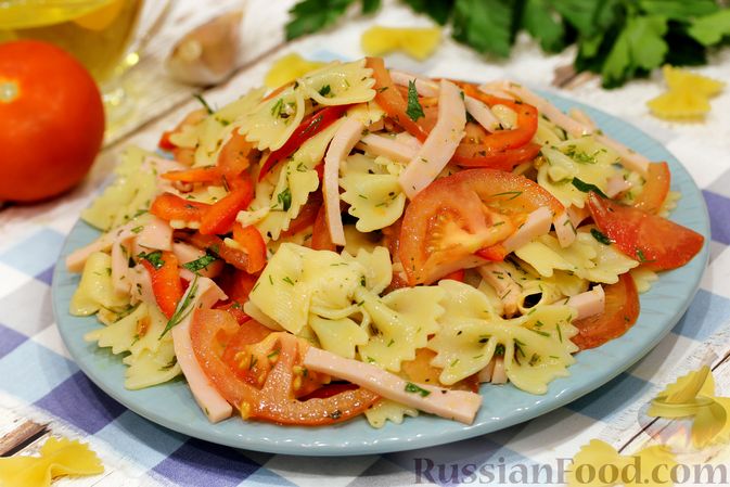 Итальянский салат с макаронами и ветчиной - рецепт приготовления