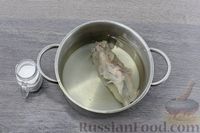 Фото приготовления рецепта: Томатный суп с индейкой и чечевицей - шаг №2