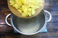 Фото приготовления рецепта: Овощной суп с сырными клёцками - шаг №4