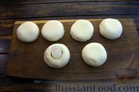 Фото приготовления рецепта: Пончики из слоёного дрожжевого теста с яблоками (в духовке) - шаг №9