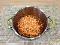 Фото приготовления рецепта: Чечевичный суп с фаршем и овощами - шаг №9