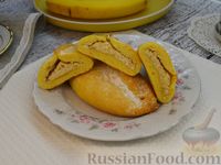 Фото приготовления рецепта: Пирожки с творогом и бананом (в духовке) - шаг №18