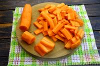 Фото приготовления рецепта: Цукаты из моркови с апельсиновой цедрой - шаг №2