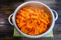 Фото приготовления рецепта: Цукаты из моркови с апельсиновой цедрой - шаг №5