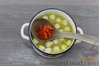 Фото приготовления рецепта: Рисовый суп с фрикадельками и брокколи - шаг №11