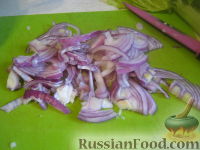 Фото приготовления рецепта: Греческий салат с оливковым маслом - шаг №2