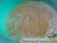 Фото приготовления рецепта: Пасхальный кулич с цукатами и изюмом - шаг №6