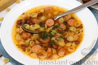 Фото приготовления рецепта: Суп с фасолью, сосисками и макаронами - шаг №13