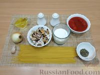 Фото приготовления рецепта: Спагетти с морепродуктами в сливочно-томатном соусе - шаг №1