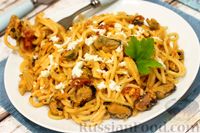 Фото приготовления рецепта: Спагетти с морепродуктами в сливочно-томатном соусе - шаг №16