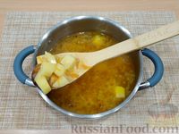 Фото приготовления рецепта: Суп с мясными фрикадельками и сливками - шаг №10